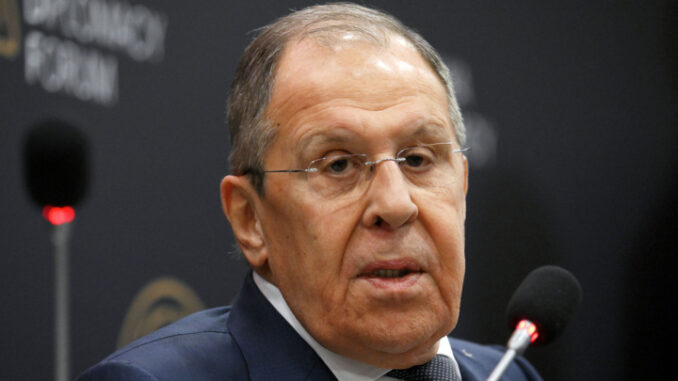 lavrov-pozdravil-saudovskij-al-hiljal-s-pobedoj-nad-manchester-siti-e6f63e1.jpg
