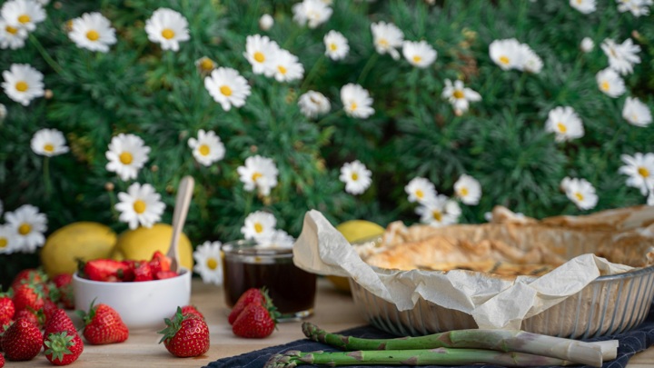 Праздники в августе 2025 года: когда будут выходные дни и выгодно ли брать отпуск